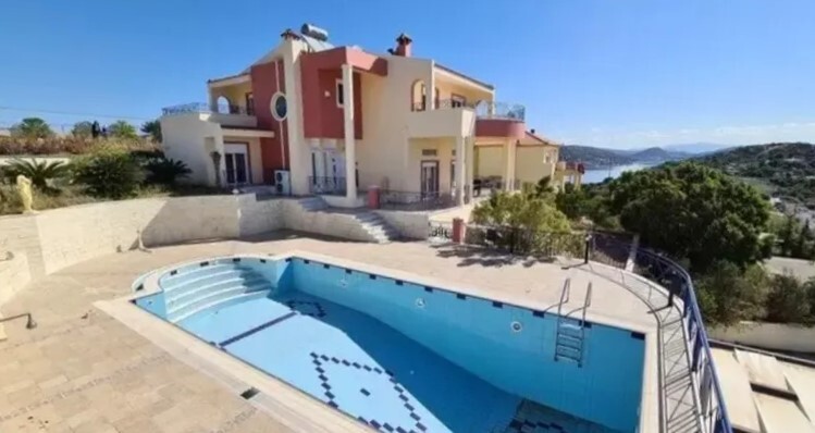 6 bedroom Villa in Megara, Rest Of Attica, Greece – 64730