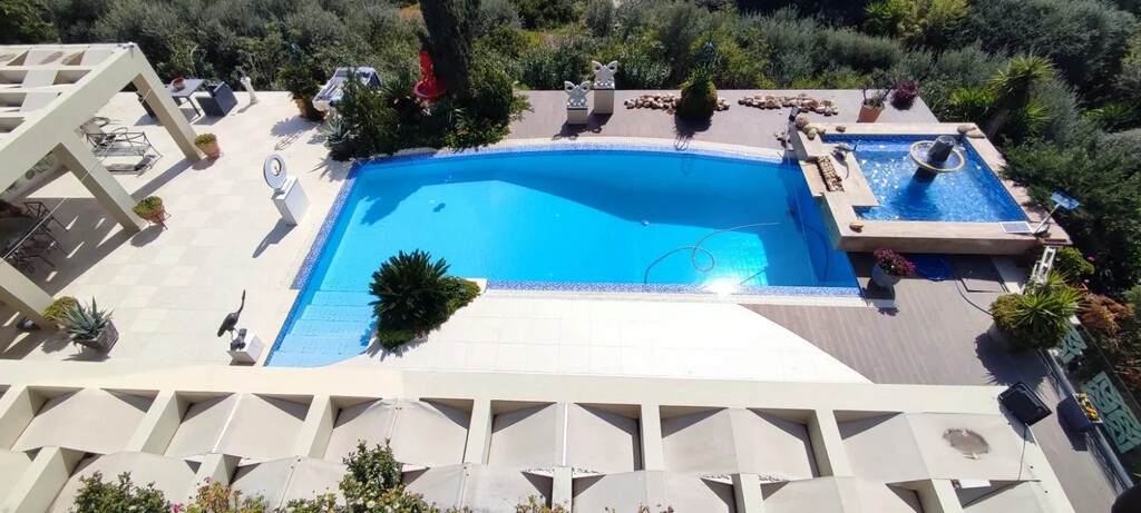 Villa in Eretria, Evia, Greece – 64728