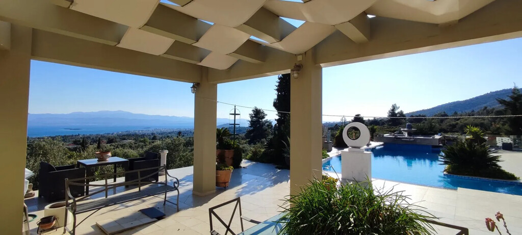 Villa in Eretria, Evia, Greece – 64728