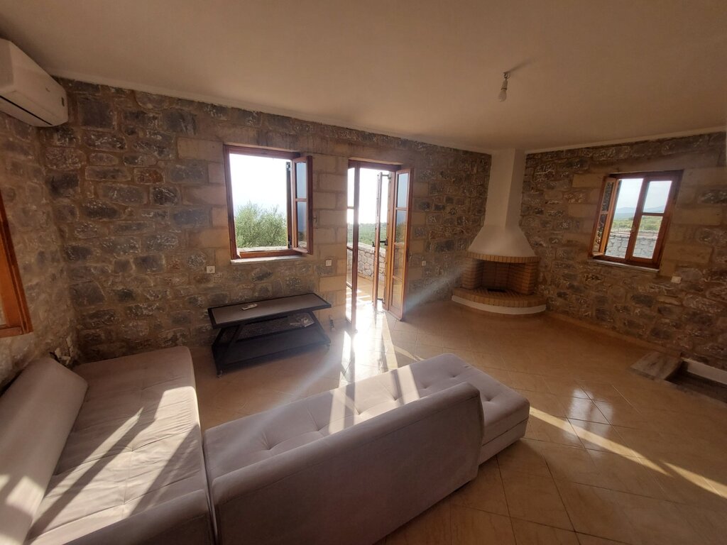 3 bedroom Detached house in Lefktros, Messinia, Greece – 64418
