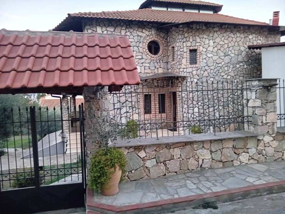 5 bedroom Villa in Thermi, Thessaloniki – Suburbs, Greece – 64258