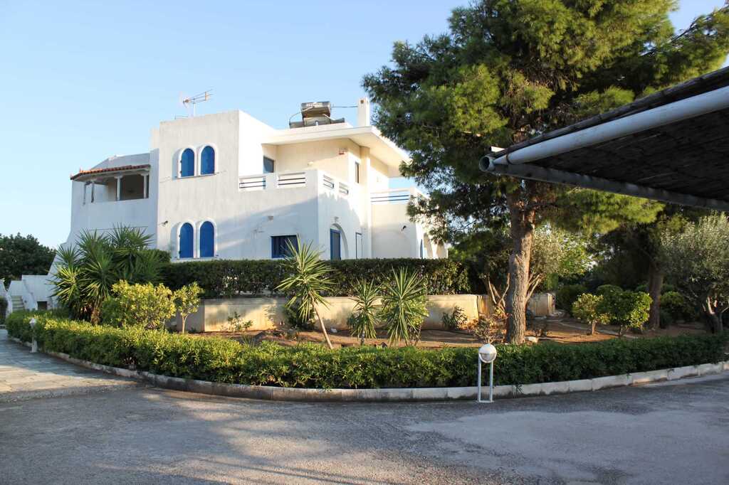 4 bedroom Detached house in Legrena, Rest Of Attica, Greece – 64231