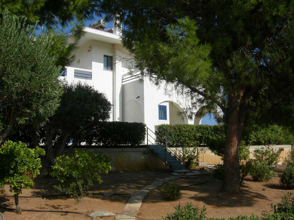4 bedroom Detached house in Legrena, Rest Of Attica, Greece – 64231