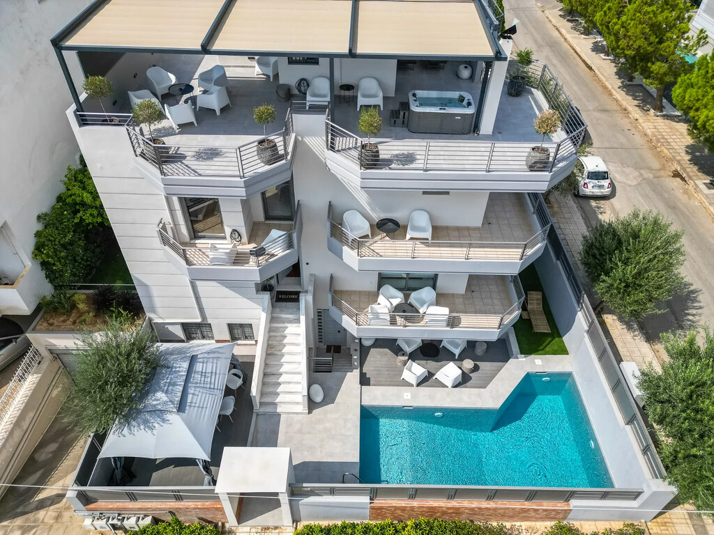 4 bedroom Detached house in Glyfada, Athens – South, Greece – 64224