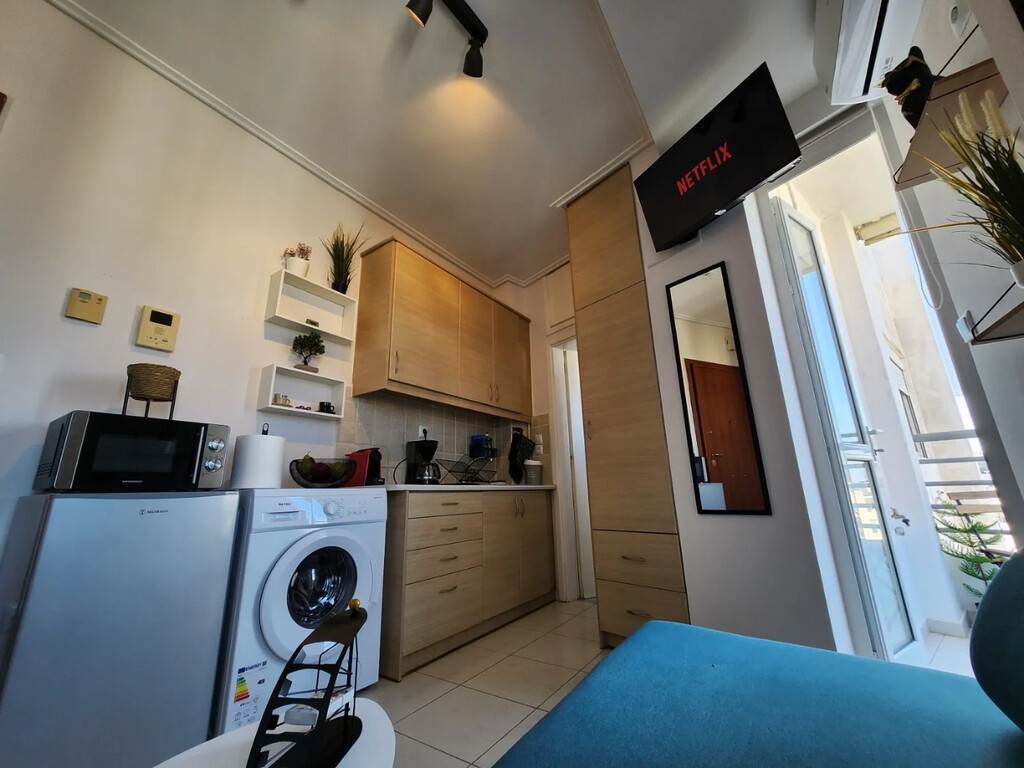 Flat in Palaio Faliro, Athens – South, Greece – 64130