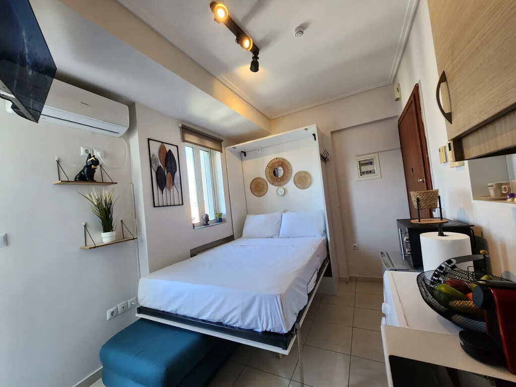 Flat in Palaio Faliro, Athens – South, Greece – 64130