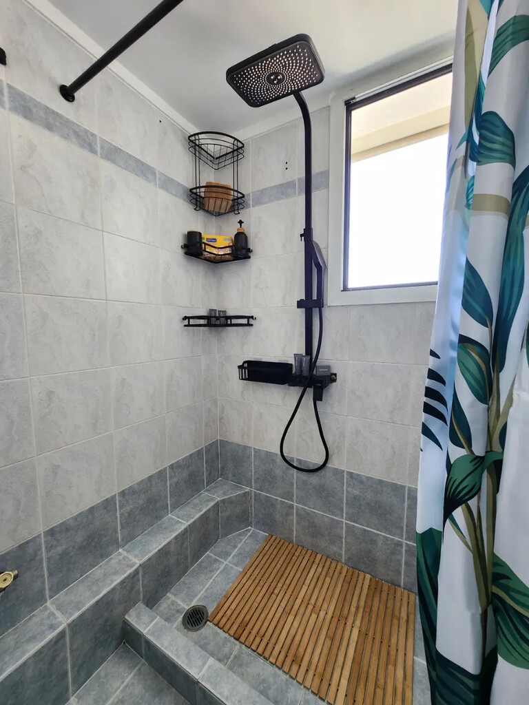 Flat in Palaio Faliro, Athens – South, Greece – 64130