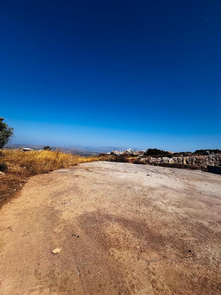 Land in Archanes, Heraklion Prefecture, Greece – 63957