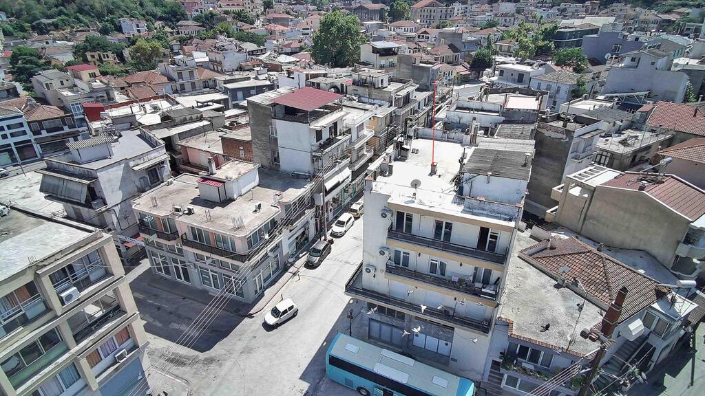 Complex in Eleftheroupoli, Kavala Prefecture, Greece – 63944