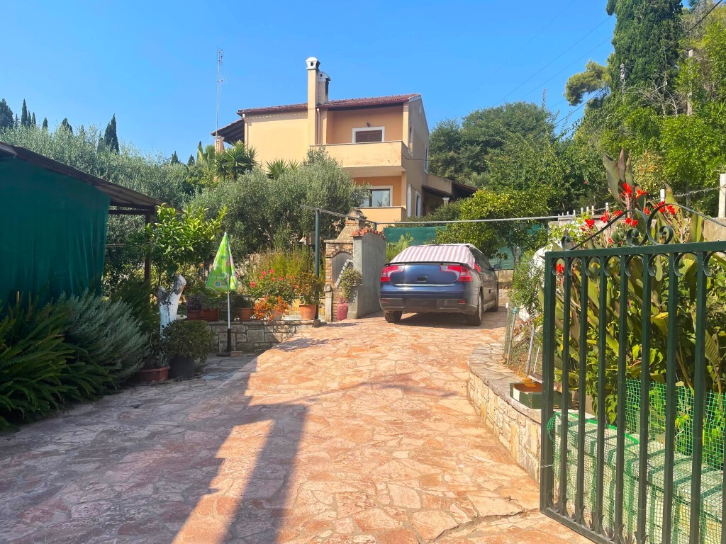 3 bedroom Flat in Corfu, Corfu Prefecture, Greece – 63914