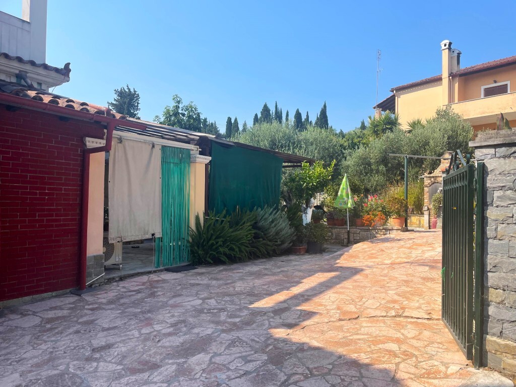 3 bedroom Flat in Corfu, Corfu Prefecture, Greece – 63914