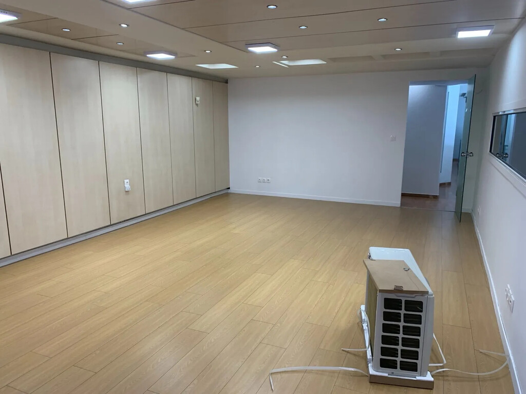 Building in Petralona, Athens – Center, Greece – 63785