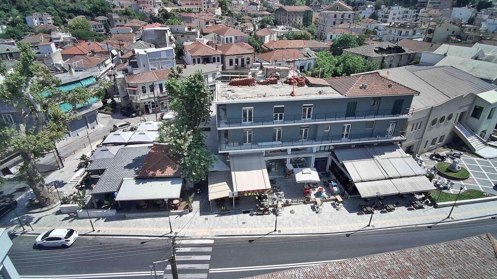 Complex in Eleftheroupoli, Kavala Prefecture, Greece – 63767