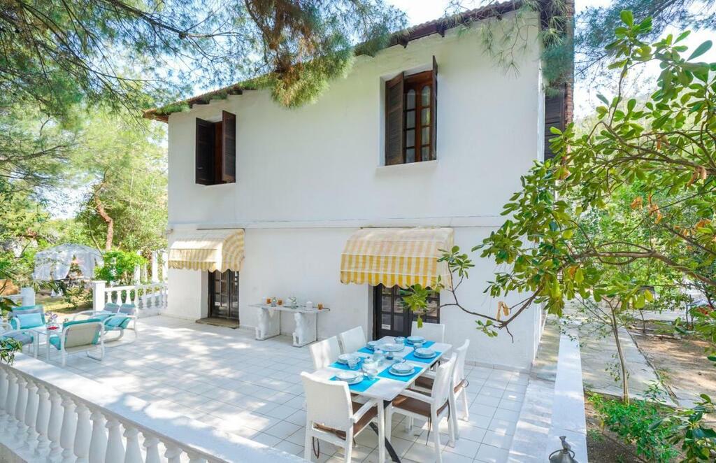 6 bedroom Villa in Thasos, Kavala Prefecture, Greece – 63562
