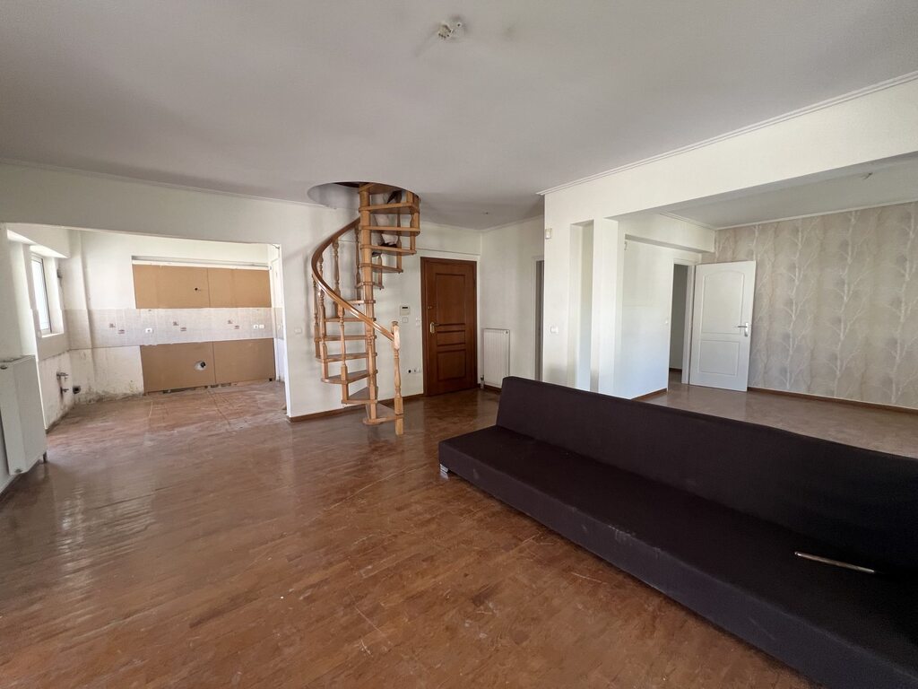 3 bedroom Maisonette in Glyfada, Athens – South, Greece – 63294