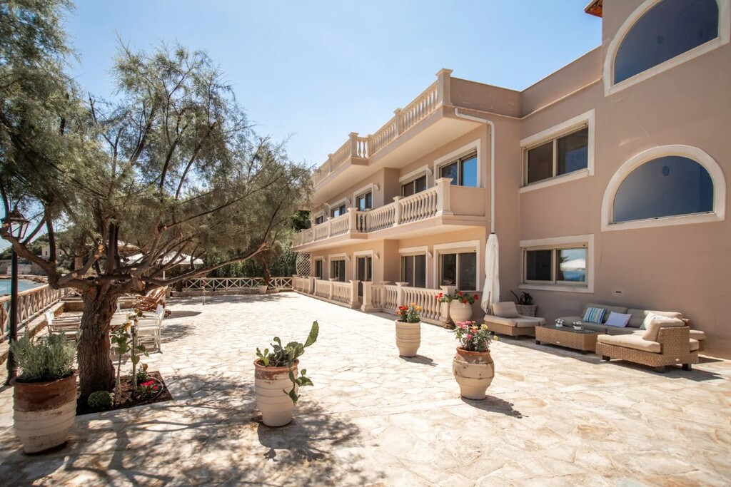 Villa in Main Town Area, Zante, Greece – 63288