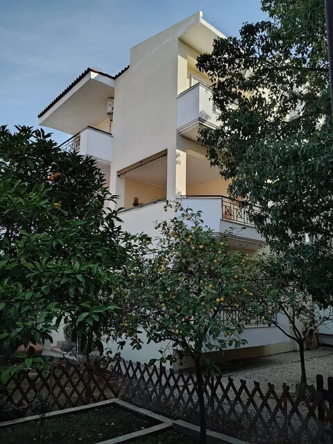 4 bedroom Detached house in Kalivia Thorikou, Rest Of Attica, Greece – 63203