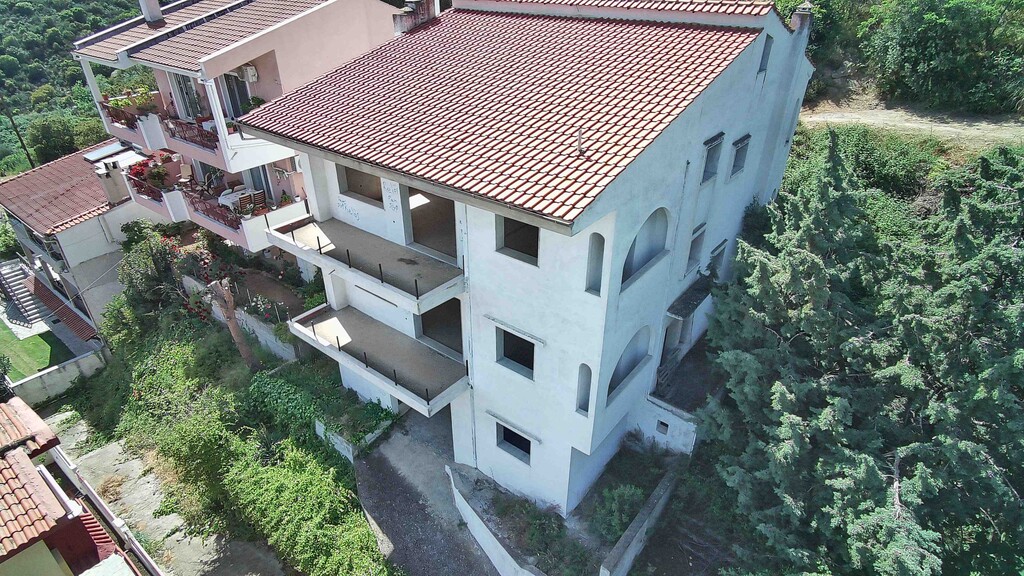 Building in Kavala, Kavala Prefecture, Greece – 63106