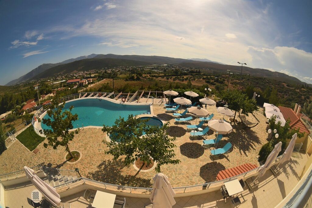 12 bedroom Hotel in Marathonas, Athens – East, Greece – 63103