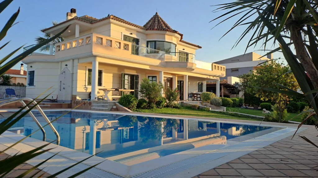 4 bedroom Villa in Oropos, Rest Of Attica, Greece – 63087