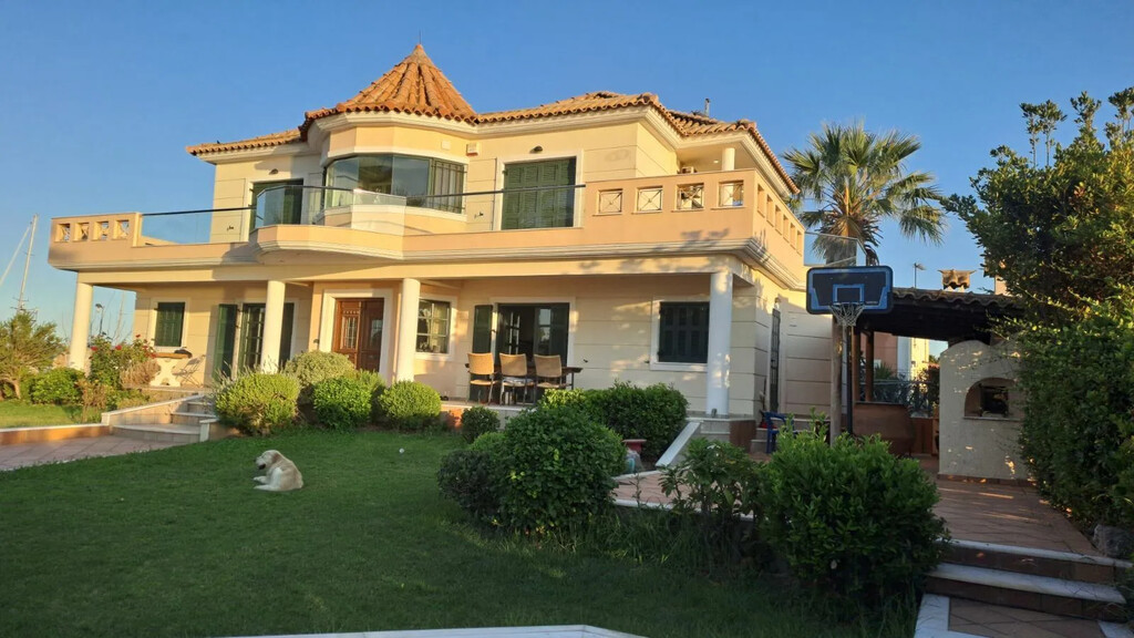 4 bedroom Villa in Oropos, Rest Of Attica, Greece – 63087