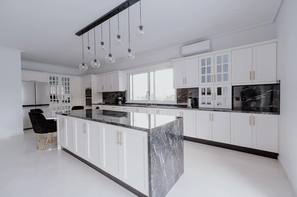 7 bedroom Villa in Kalivia Thorikou, Rest Of Attica, Greece – 63018