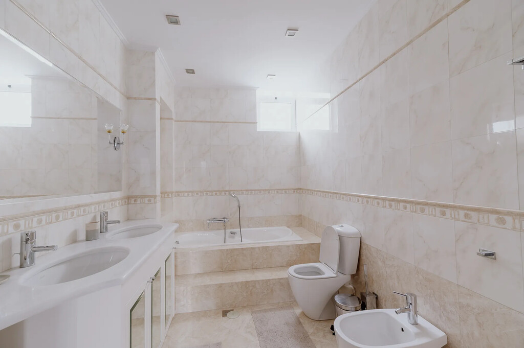 7 bedroom Villa in Kalivia Thorikou, Rest Of Attica, Greece – 63018
