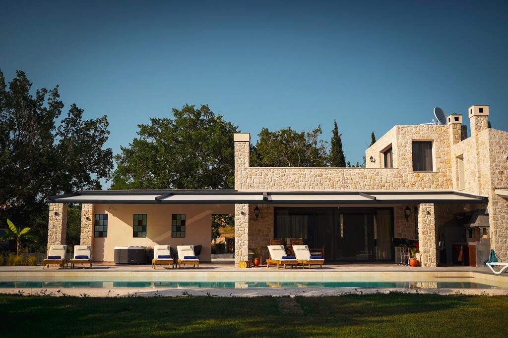 3 bedroom Villa in Corfu, Corfu Prefecture, Greece – 63012