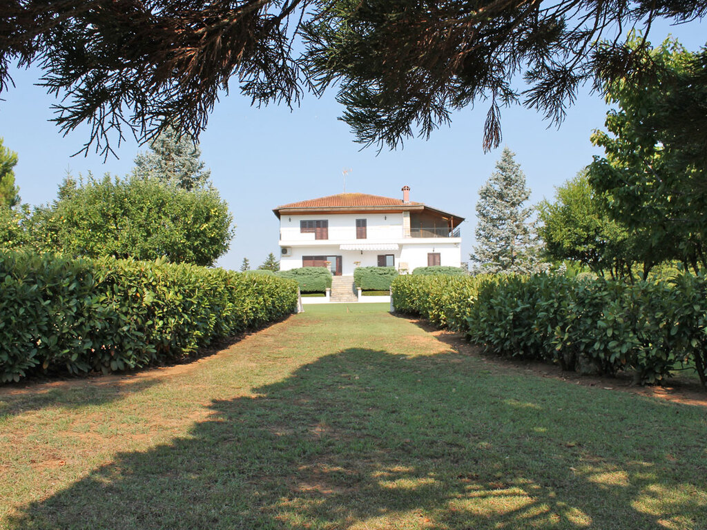 6 bedroom Villa in Methoni, Pieria Prefecture, Greece – 63002