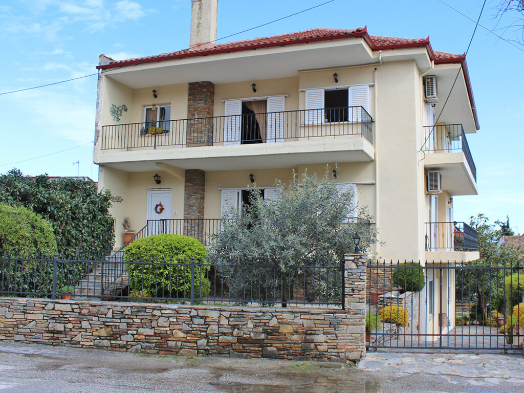 8 bedroom Building in Kato Olimpos, Larissa Prefecture, Greece – 62814