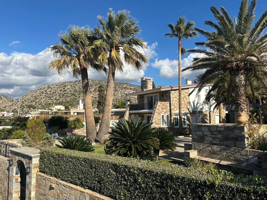 4 bedroom Villa in Palaia Fokaia, Rest Of Attica, Greece – 62542