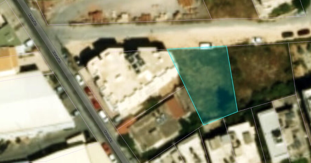 Land in Nea Alikarnassos, Heraklion Prefecture, Greece – 62503