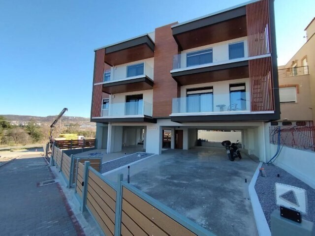 4 bedroom Duplex in Polichni, Thessaloniki – Suburbs, Greece – 62358