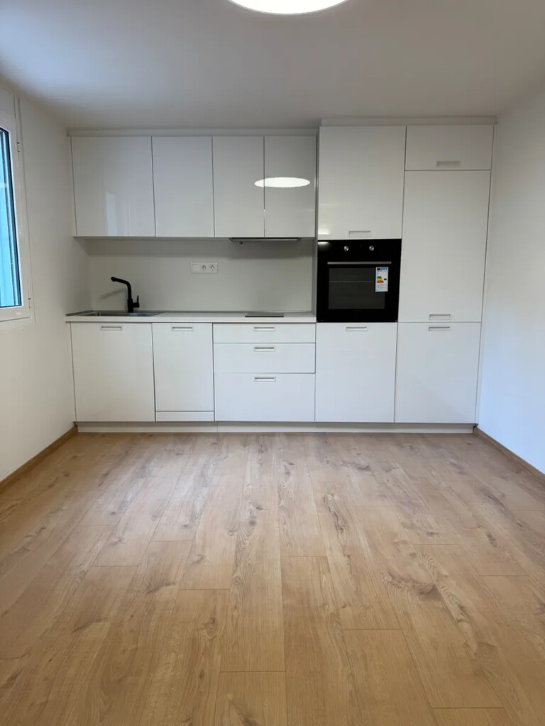 Flat in Glyfada, Athens – South, Greece – 62330