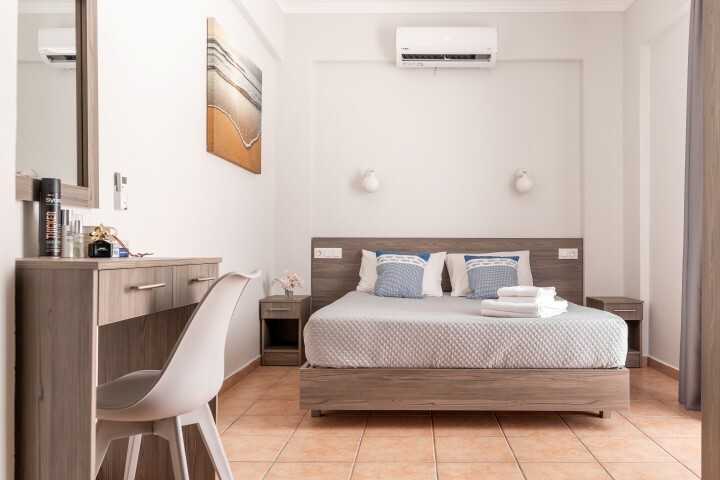 Business in Platanias, Chania Prefecture, Greece – 62039