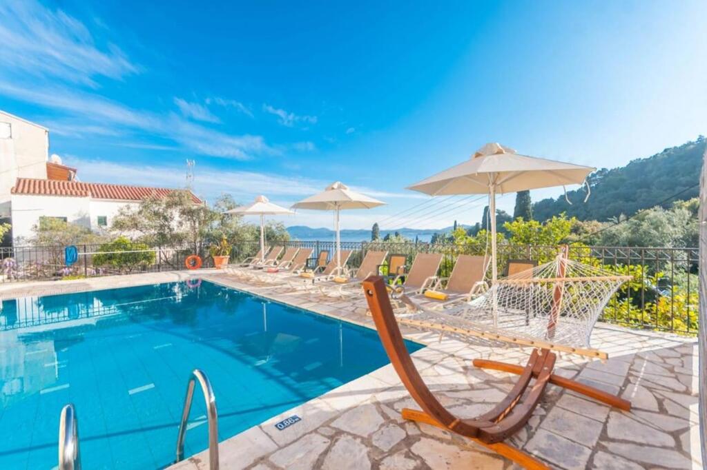 4 bedroom Villa in Corfu, Corfu Prefecture, Greece – 61974