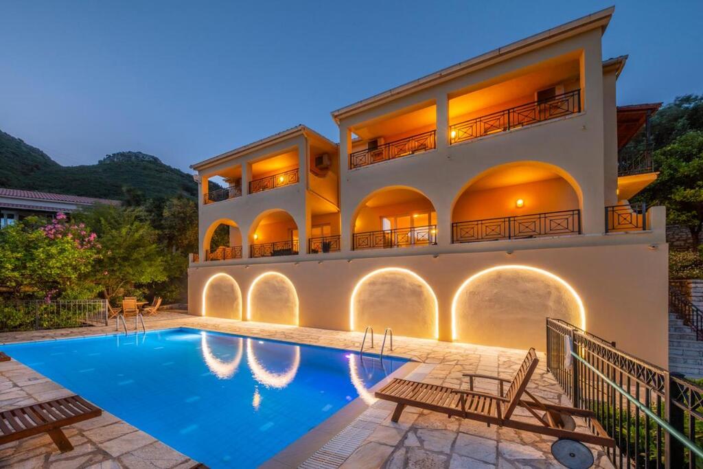 4 bedroom Villa in Corfu, Corfu Prefecture, Greece – 61974