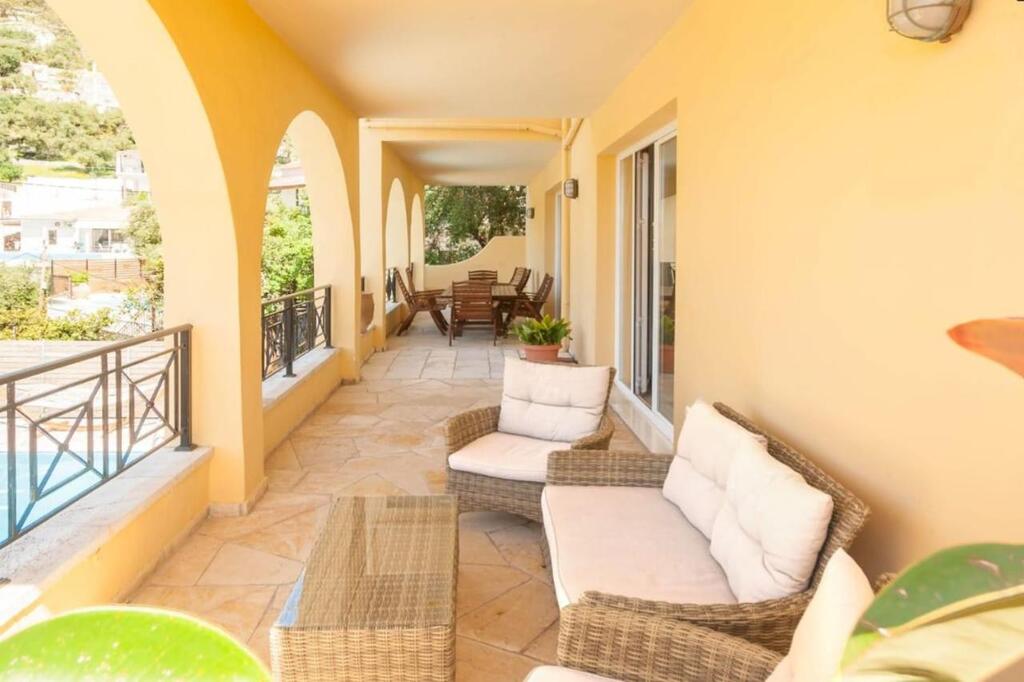 4 bedroom Villa in Corfu, Corfu Prefecture, Greece – 61974