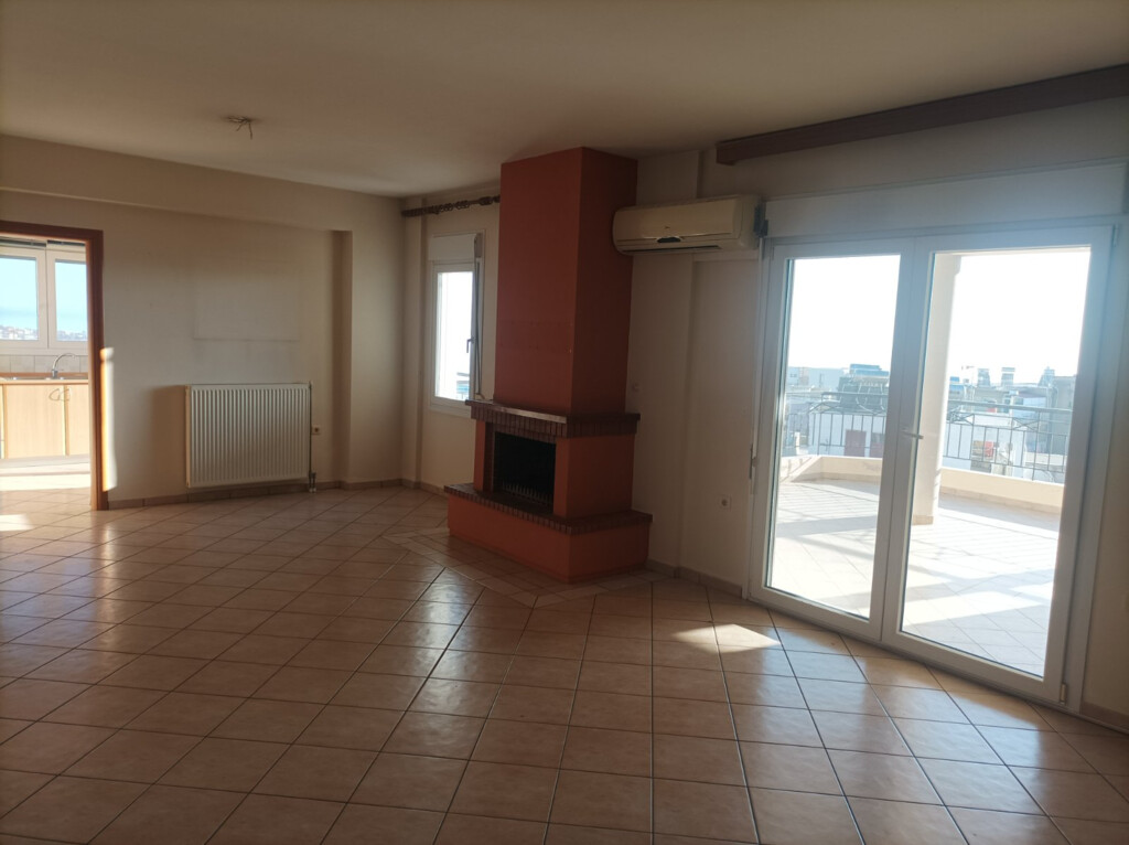 Flat in Kavala, Kavala Prefecture, Greece – 61900