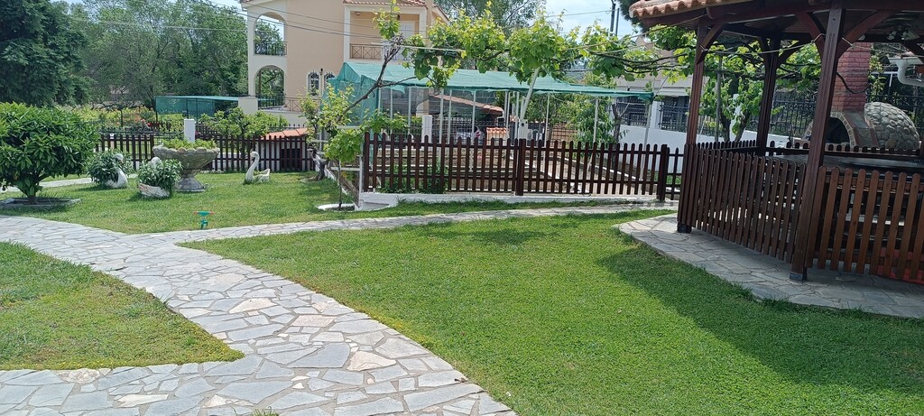 Building in Eleitheres, Kavala Prefecture, Greece – 61798