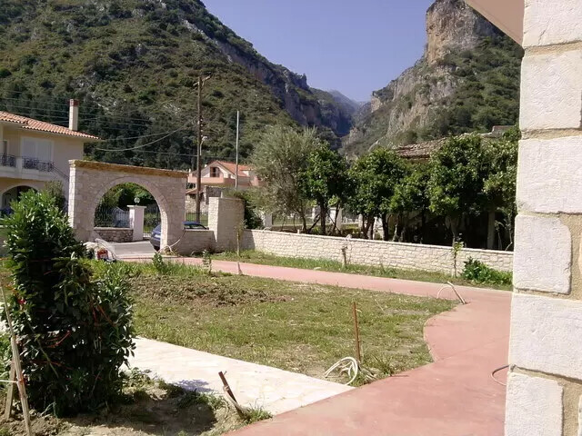 6 bedroom Building in Mistras, Lakonia, Greece – 61630
