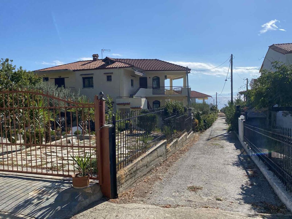 4 bedroom Complex in Orfano, Kavala Prefecture, Greece – 61153