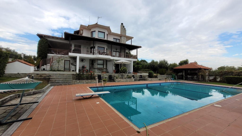 5 bedroom Villa in Thermaikos, Thessaloniki – Suburbs, Greece – 61112