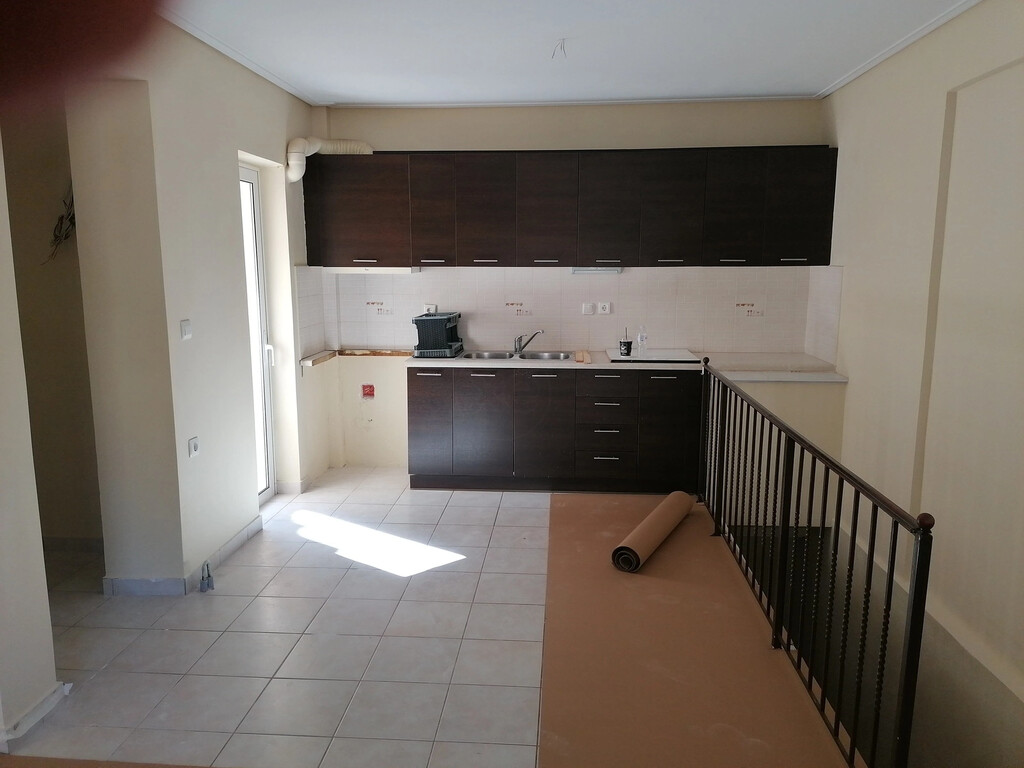 2 bedroom Maisonette in Saronida, Rest Of Attica, Greece – 60979