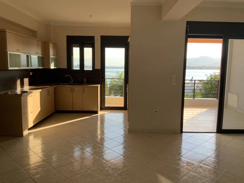 6 bedroom Flat in Salamina, Argosaronikos Islands, Greece – 60921