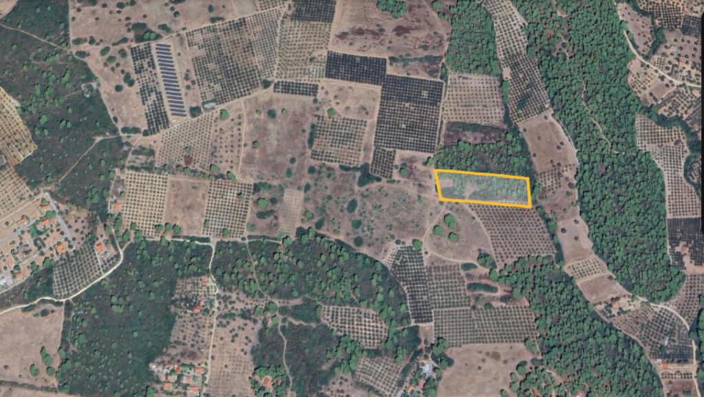 Land in Poligiros, Chalkidiki, Greece – 60903