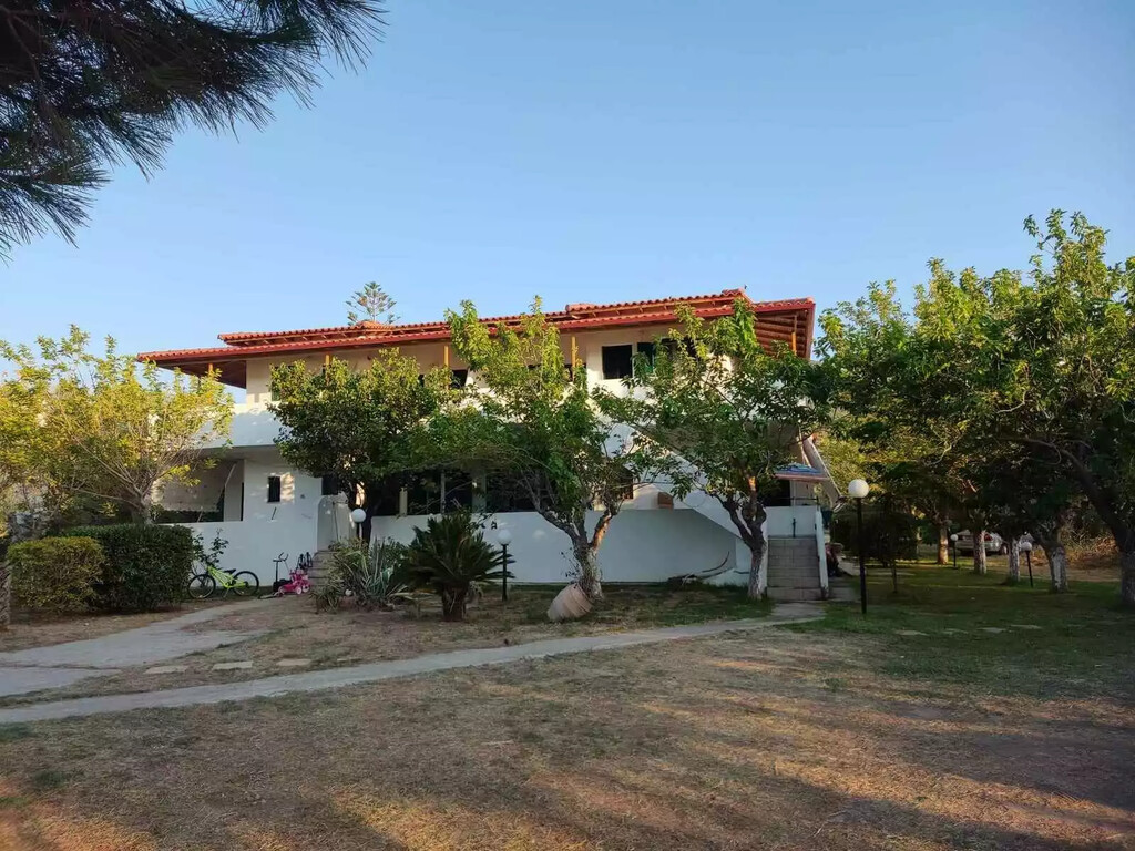 Building in Diakopto, Achaia, Greece – 60880