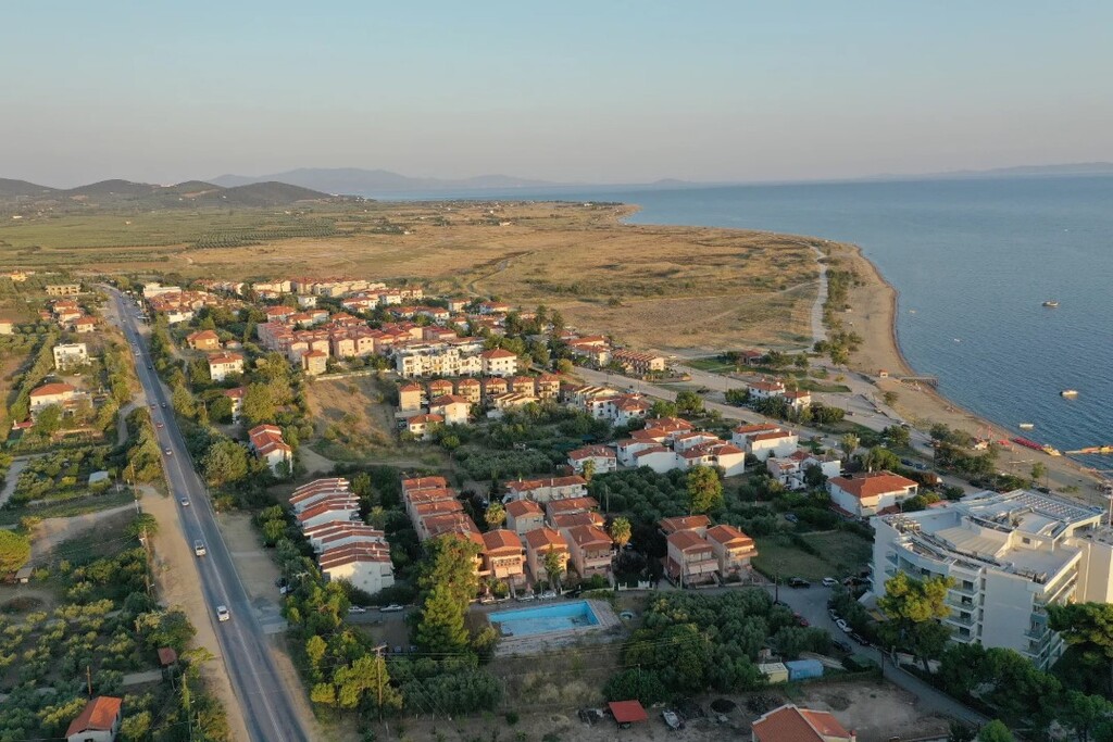Land in Poligiros, Chalkidiki, Greece – 60865