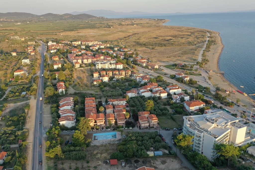 Land in Poligiros, Chalkidiki, Greece – 60865
