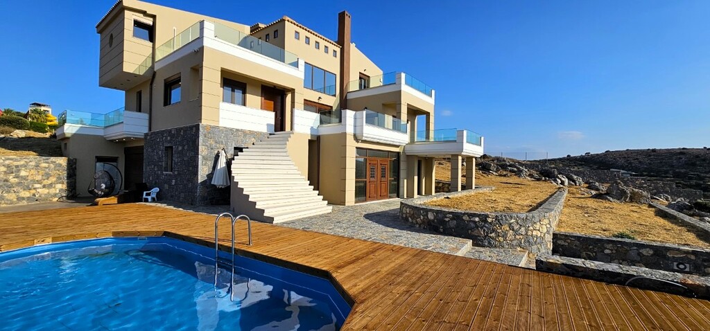 5 bedroom Villa in Gouves, Heraklion Prefecture, Greece – 60634